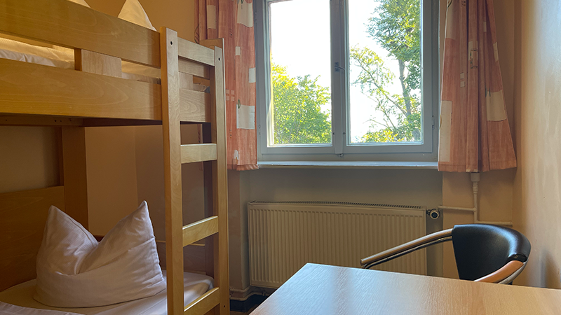 Schönes Zimmer für Klassenfahrten in der Jugendherberge Schwerin